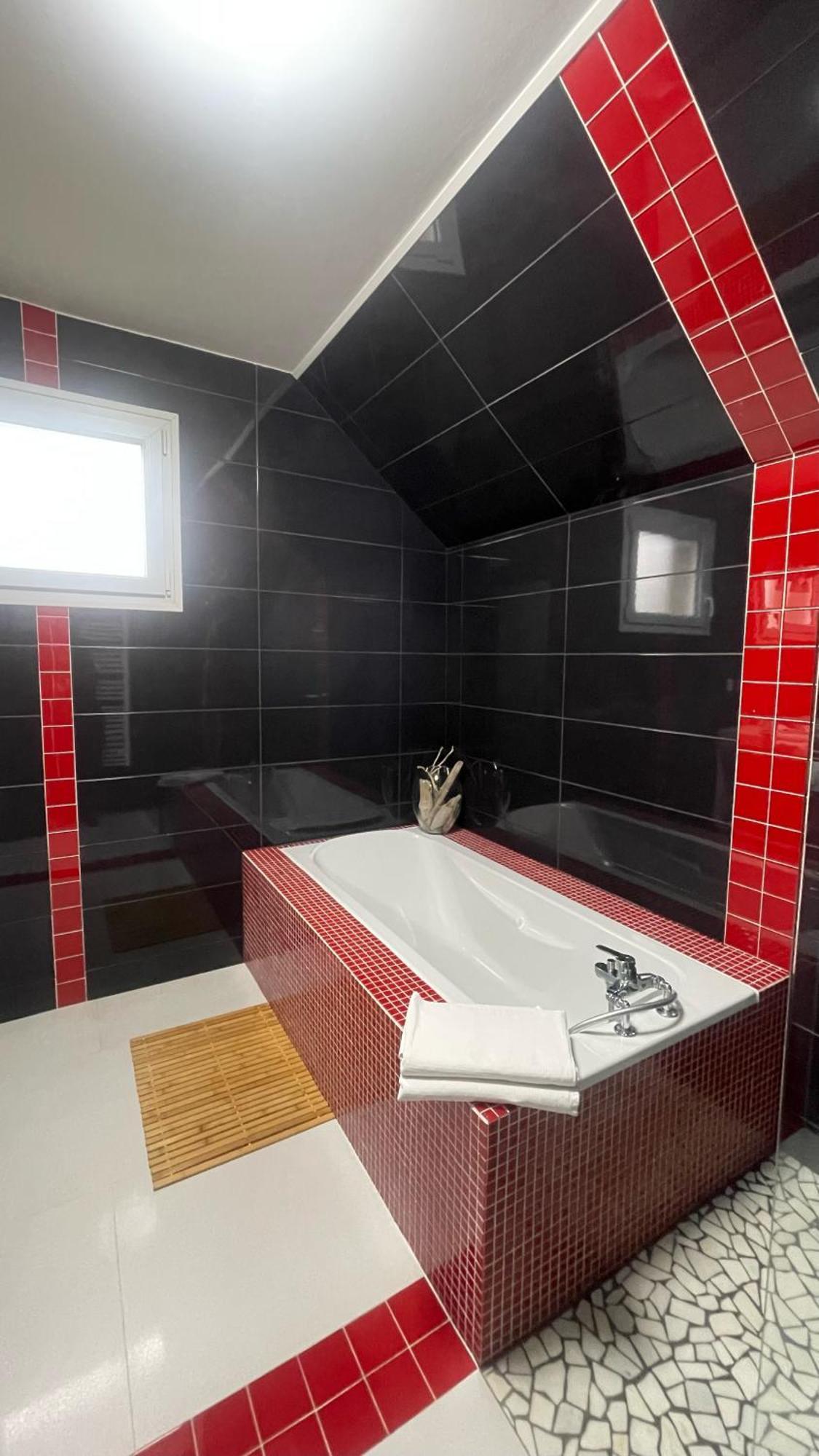 Comme A La Maison Couffy Екстер'єр фото